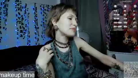 pronoun she. name Mary. age 21. online show from 06/27/26, 05:29