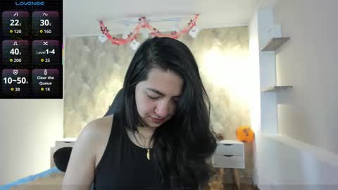 Saya Amaretto  online show from 10/15/25, 08:09