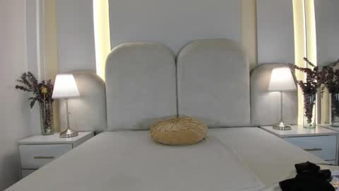 Snapshot of saylilith chatting on 01/14/25, 12:24 Say Lilith Monday to Saturday 700am to 140pm Colombian time online show from 01/14/25, 12:24