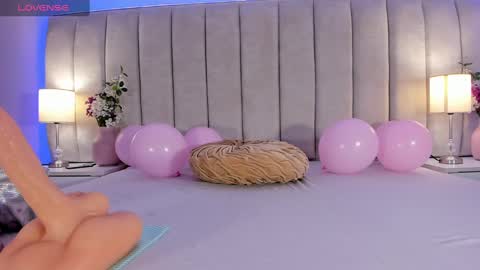 Snapshot of saylilith chatting on 02/22/25, 12:08 Say Lilith Monday to Saturday 700am to 140pm Colombian time online show from 02/22/25, 12:08