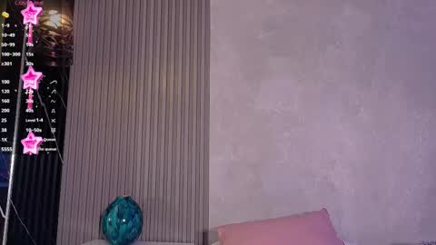 Snapshot of saylilith chatting on 12/15/25, 12:09 Say Lilith Monday to Saturday 700am to 140pm Colombian time online show from 12/15/25, 12:09