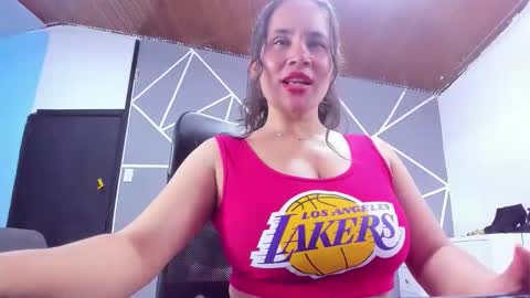 Saylor online show from 12/03/25, 08:34