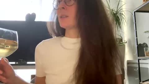 Snapshot of saymym chatting on 02/27/25, 04:43 saymym online show from 02/27/25, 04:43