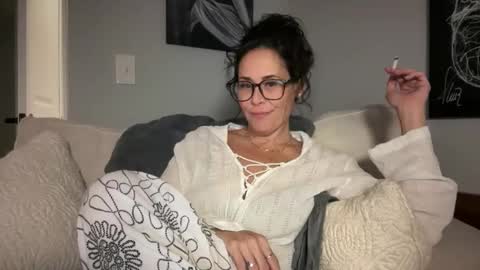 Snapshot of sayplsgdgrl chatting on 11/26/25, 04:13 Good Girls Say Please...and Thank You online show from 11/26/25, 04:13