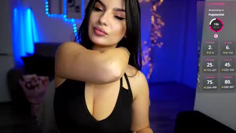 Snapshot of sayyees chatting on 01/16/26, 10:03 Valeria Swarowskaya online show from 01/16/26, 10:03