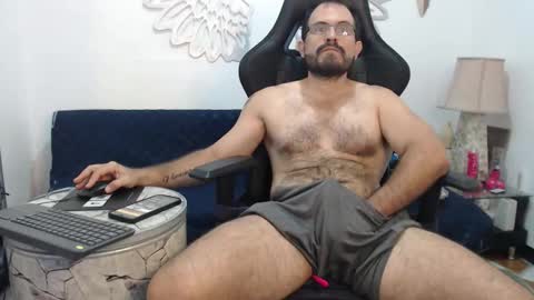 sebastian   muscleman  daddy   the better  latin  lover   online show from 03/03/26, 02:45