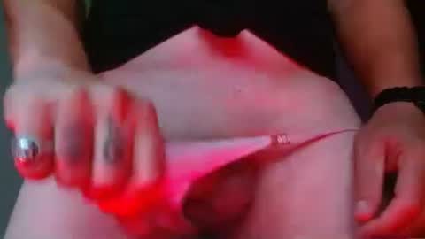 Snapshot of sbutter chatting on 09/15/25, 08:31 sbutter online show from 09/15/25, 08:31