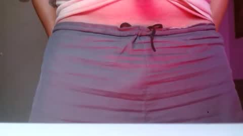 Snapshot of sbutter chatting on 11/25/25, 09:15 sbutter online show from 11/25/25, 09:15