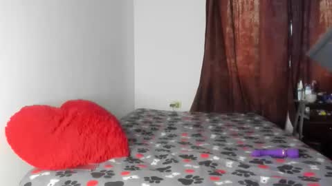 Snapshot of scar_and_master chatting on 09/28/25, 08:14 scar y sebas online show from 09/28/25, 08:14