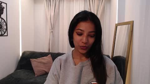 Scaelet Mia online show from 05/14/26, 11:00