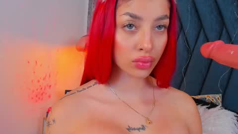 scarleett jones online show from 02/19/25, 12:57