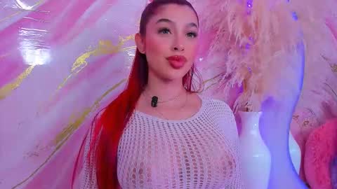 Snapshot of scarleett_jones chatting on 02/25/26, 10:19 scarleett jones online show from 02/25/26, 10:19