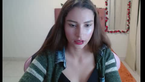 Snapshot of scarlet118082 chatting on 05/18/26, 03:18 scarlet118082 online show from 05/18/26, 03:18