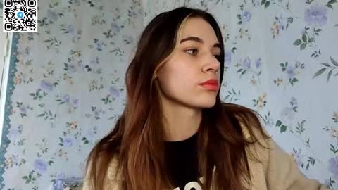 Kira online show from 10/07/25, 08:33