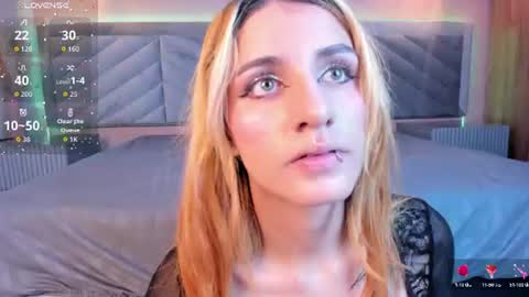 Snapshot of scarlet__rossi chatting on 07/03/26, 03:13 scarlet__rossi online show from 07/03/26, 03:13