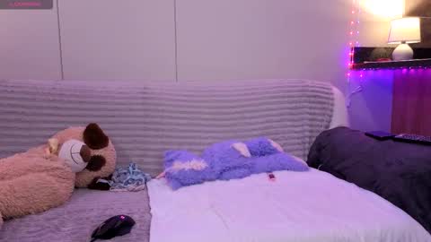 Snapshot of scarlet_carnal chatting on 12/20/25, 12:29 Scarlet Carnal - online show from 12/20/25, 12:29