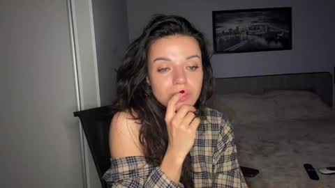 Snapshot of scarlet_daisy_ chatting on 05/30/26, 07:16 Sophie online show from 05/30/26, 07:16