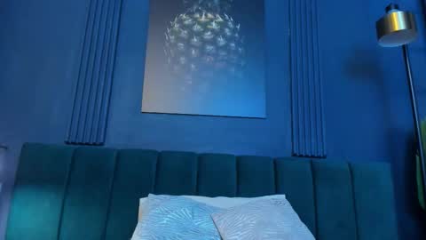 Scarlet Edwars online show from 11/25/25, 07:14