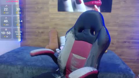 scarlet_hans online show from 06/19/26, 08:34