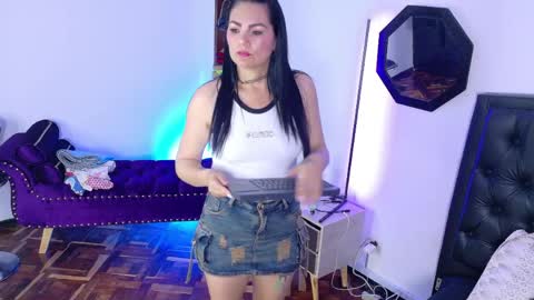 scarlet_hiit online show from 06/03/26, 04:15