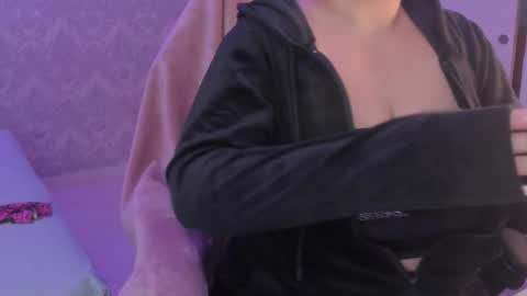  Celeste online show from 10/07/25, 12:02