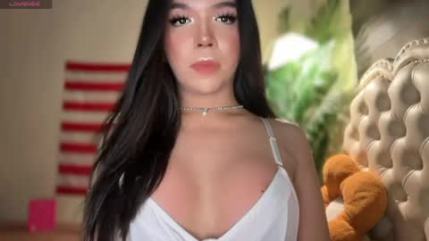 Snapshot of scarlet_sweet6969 chatting on 04/19/26, 12:48 scarlet_sweet6969 online show from 04/19/26, 12:48