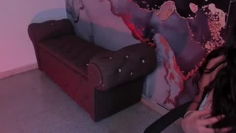 Snapshot of scarlet_villamizar chatting on 11/23/25, 04:34 SCARLET online show from 11/23/25, 04:34