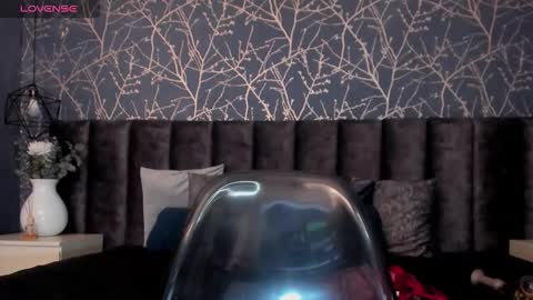 Snapshot of scarlet_villamizar chatting on 02/14/26, 06:32 SCARLET online show from 02/14/26, 06:32