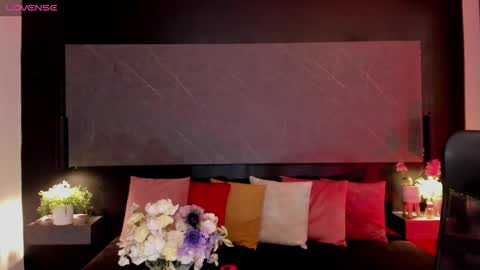 Snapshot of scarlet_villamizar chatting on 02/28/26, 04:02 SCARLET online show from 02/28/26, 04:02