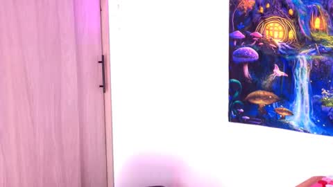 Snapshot of scarletblaze_ chatting on 11/08/25, 01:11 Scarlet online show from 11/08/25, 01:11