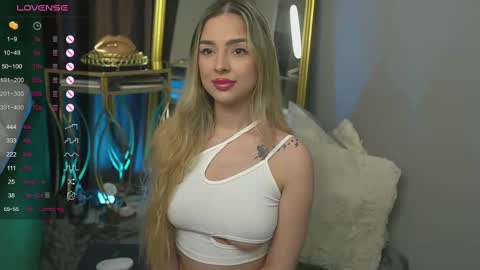 Scarlet online show from 02/11/25, 06:08