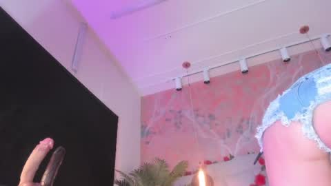 Scarlet Dayana online show from 06/09/26, 12:06