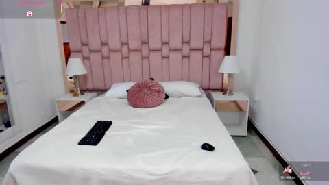 Snapshot of scarletgodd chatting on 01/05/26, 08:45 Scarlet online show from 01/05/26, 08:45