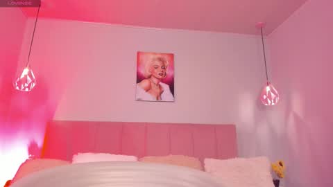 Scarlet  online show from 10/09/25, 10:19