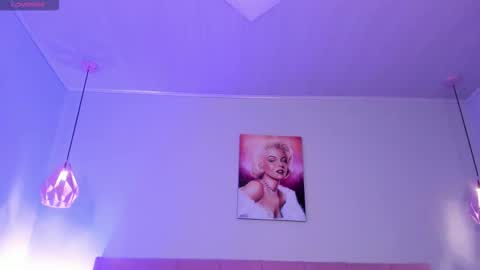 Scarlet  online show from 11/03/25, 05:09