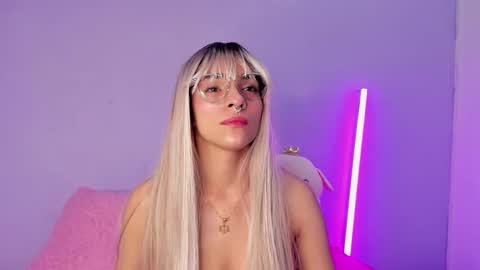 I am  Scarleth  Check mi profile online show from 01/28/25, 12:00