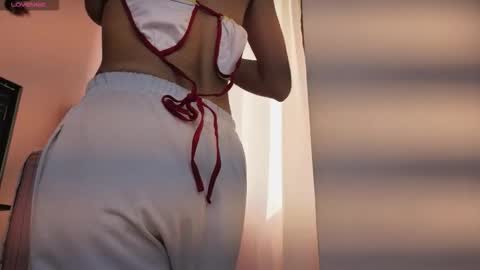 I am  Scarleth  Check mi profile online show from 10/11/25, 12:15