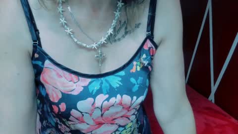 Snapshot of scarlethoot_ chatting on 12/15/24, 03:20 S C A R L E T online show from 12/15/24, 03:20
