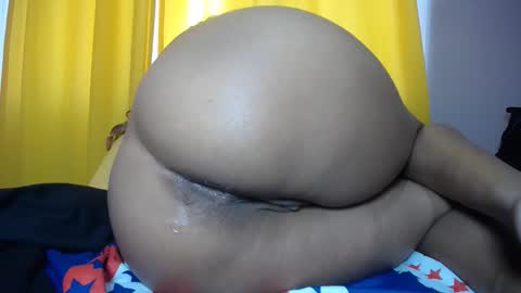 candy monrroy online show from 11/22/25, 01:43