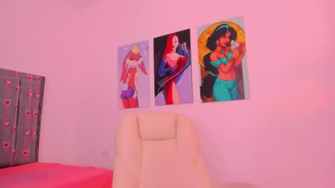 Snapshot of scarletliz chatting on 10/18/25, 12:50 Scarletliz online show from 10/18/25, 12:50