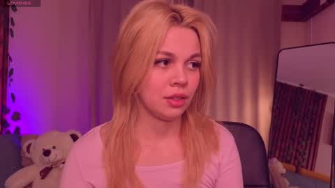 scarletmarney online show from 05/04/26, 03:13