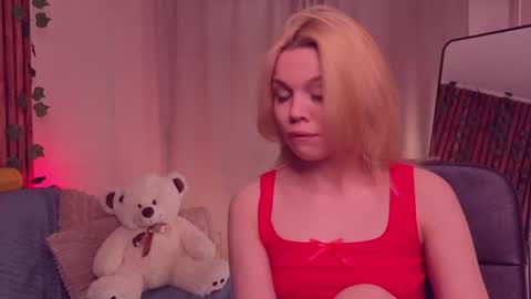 scarletmarney online show from 05/05/26, 03:14