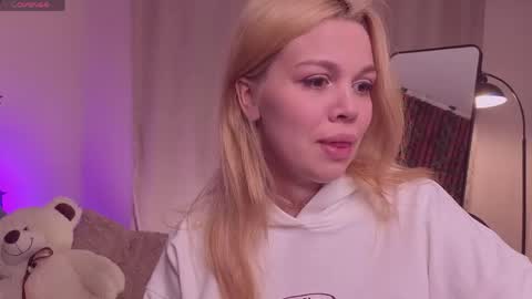 scarletmarney online show from 05/10/26, 03:12