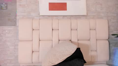 Snapshot of scarletmonroe_ chatting on 01/05/26, 05:27 online show from 01/05/26, 05:27