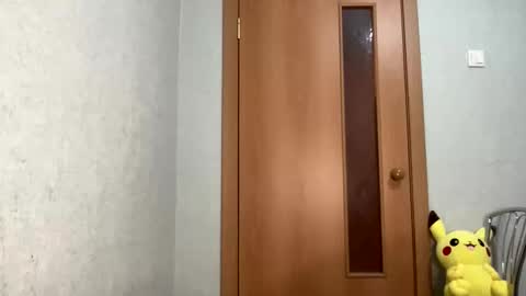 scarletpetal online show from 03/05/25, 12:00