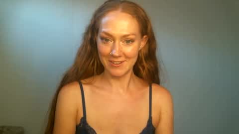 Snapshot of scarletsatine chatting on 01/20/25, 08:19 Scarlet Satine online show from 01/20/25, 08:19