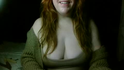Snapshot of scarletsiren1996 chatting on 04/16/26, 02:23 BabyEmber online show from 04/16/26, 02:23