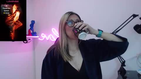 Scarlett online show from 01/13/26, 11:48