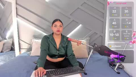 Scarlett online show from 06/25/26, 10:25