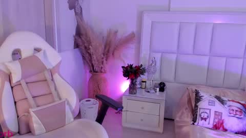 juli online show from 12/20/24, 09:06